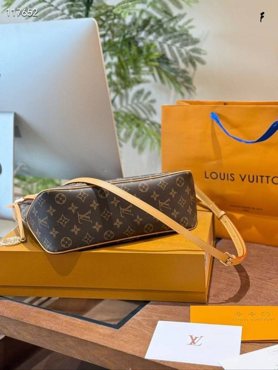 Louis Vuitton Graceful MM – Monogram Canvas 36x28 cm - Image 3