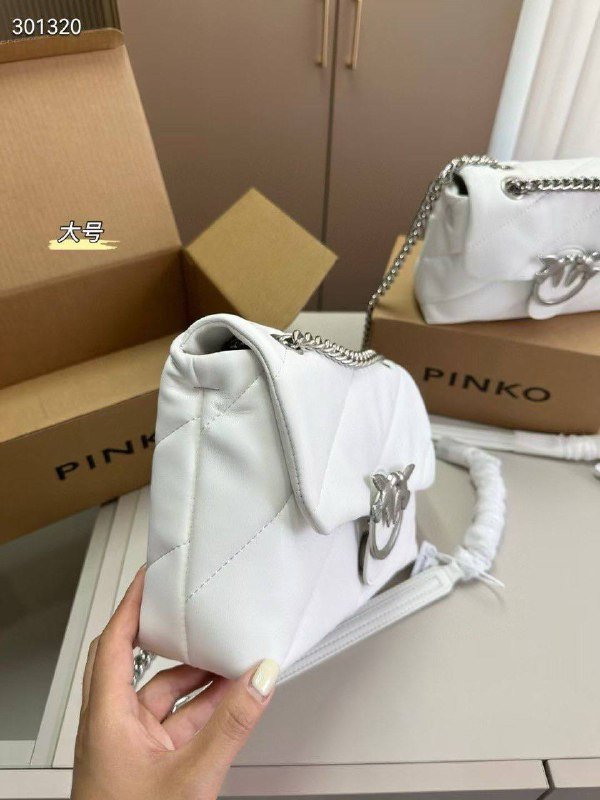 Pinko Love Bag Puff White Leather – Silver Logo - Image 4