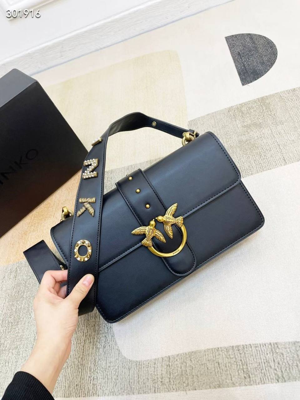 Pinko Simply Classic Love Bag – Black